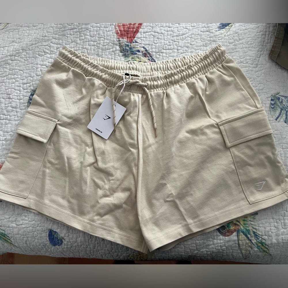 Gymshark L Cargo Pocket Shorts